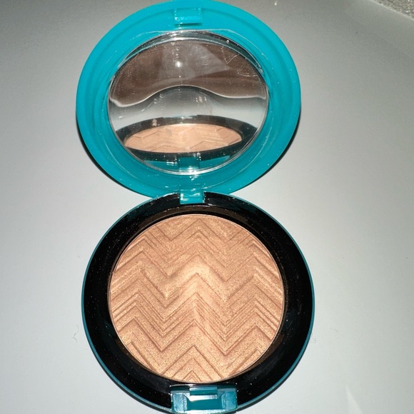 🆕✨MAC x Patrick Starrr Highlight “Hot and Heavy” - Picture 5 of 7